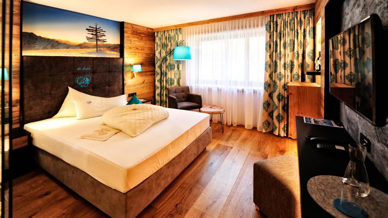 Hotel Garni Stefanie Ischgl Buitenkant foto