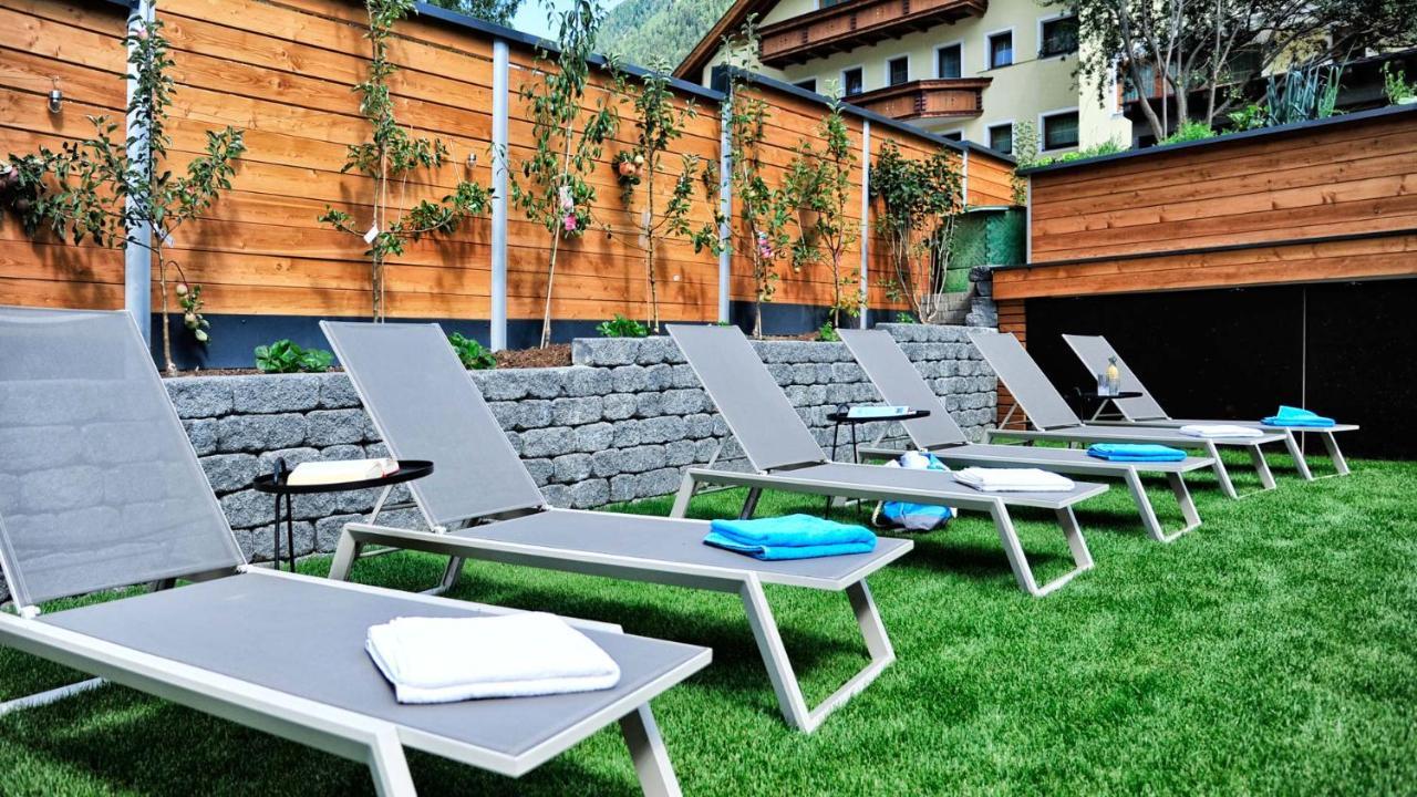 Hotel Garni Stefanie Ischgl Buitenkant foto