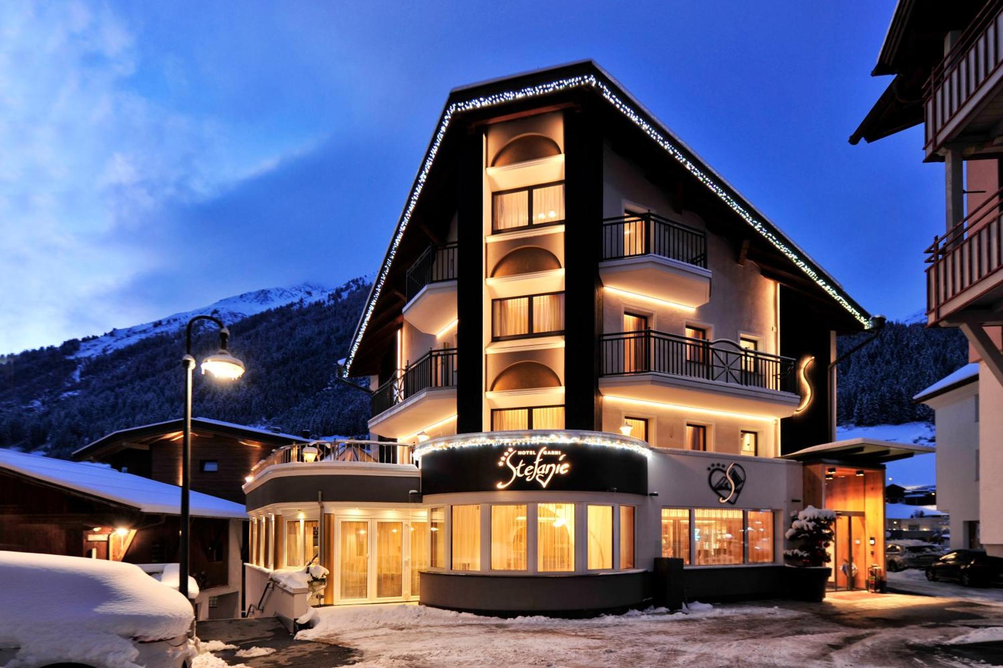 Hotel Garni Stefanie Ischgl Buitenkant foto